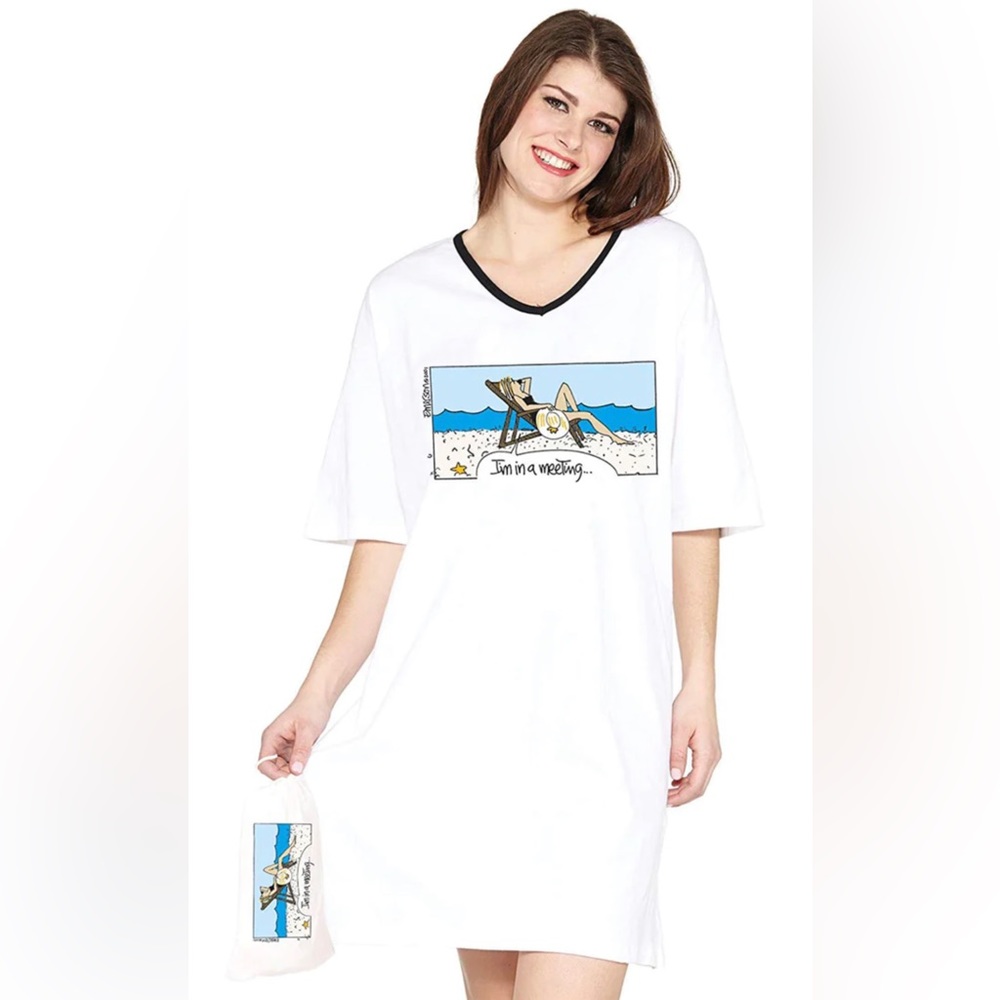 Emerson Street Clothing Co.- I'm in a Meeting, Women’s Whimsical‎ Nightshirt